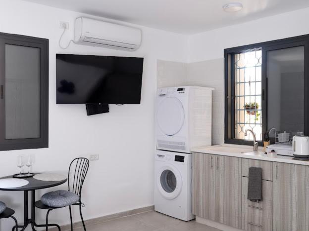 Cousy Suite Studio Jerusalem Eksteriør bilde