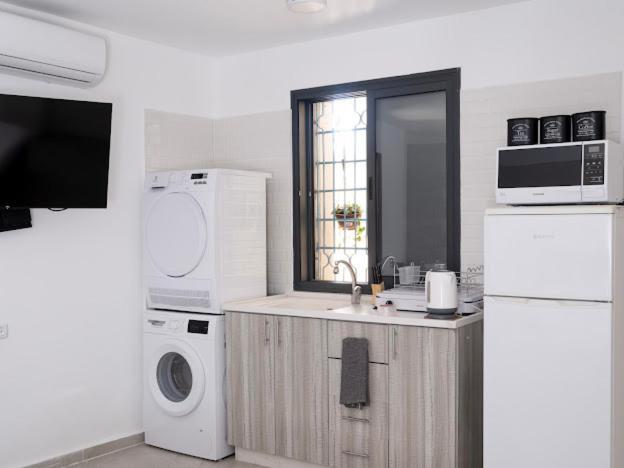 Cousy Suite Studio Jerusalem Eksteriør bilde